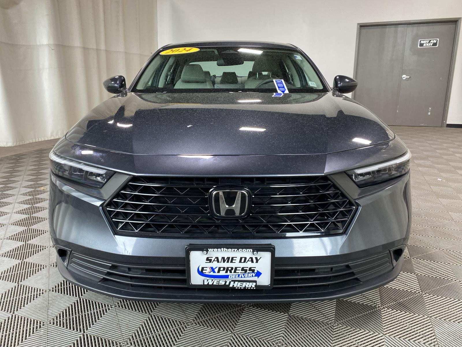 Used 2024 Meteorite Gray Metallic Honda  image 3