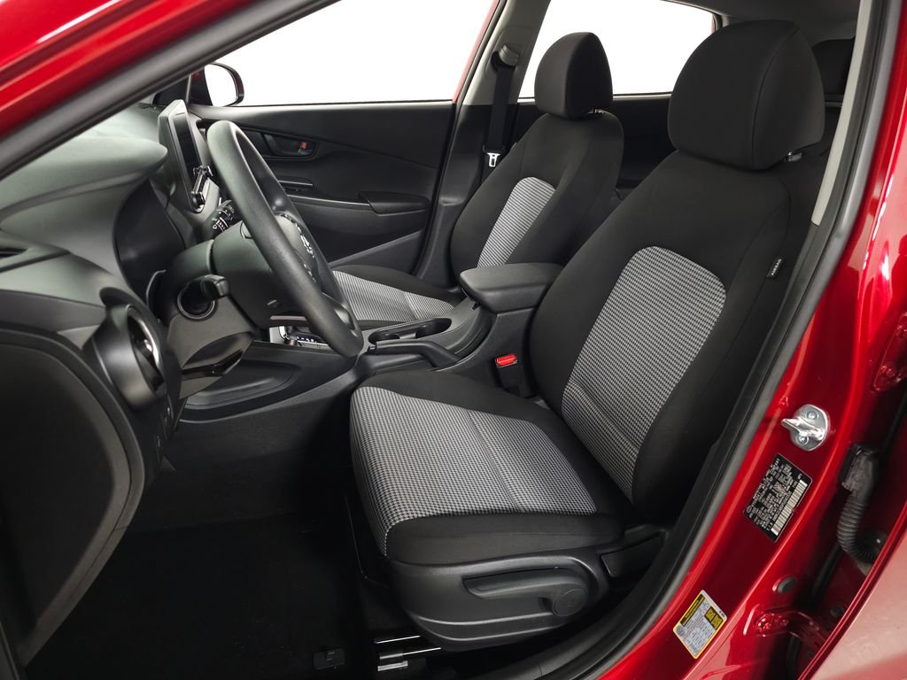 2023 Hyundai Kona SE - Photo 15