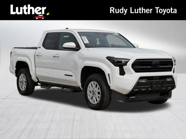 2024 Toyota Tacoma 4WD SR5