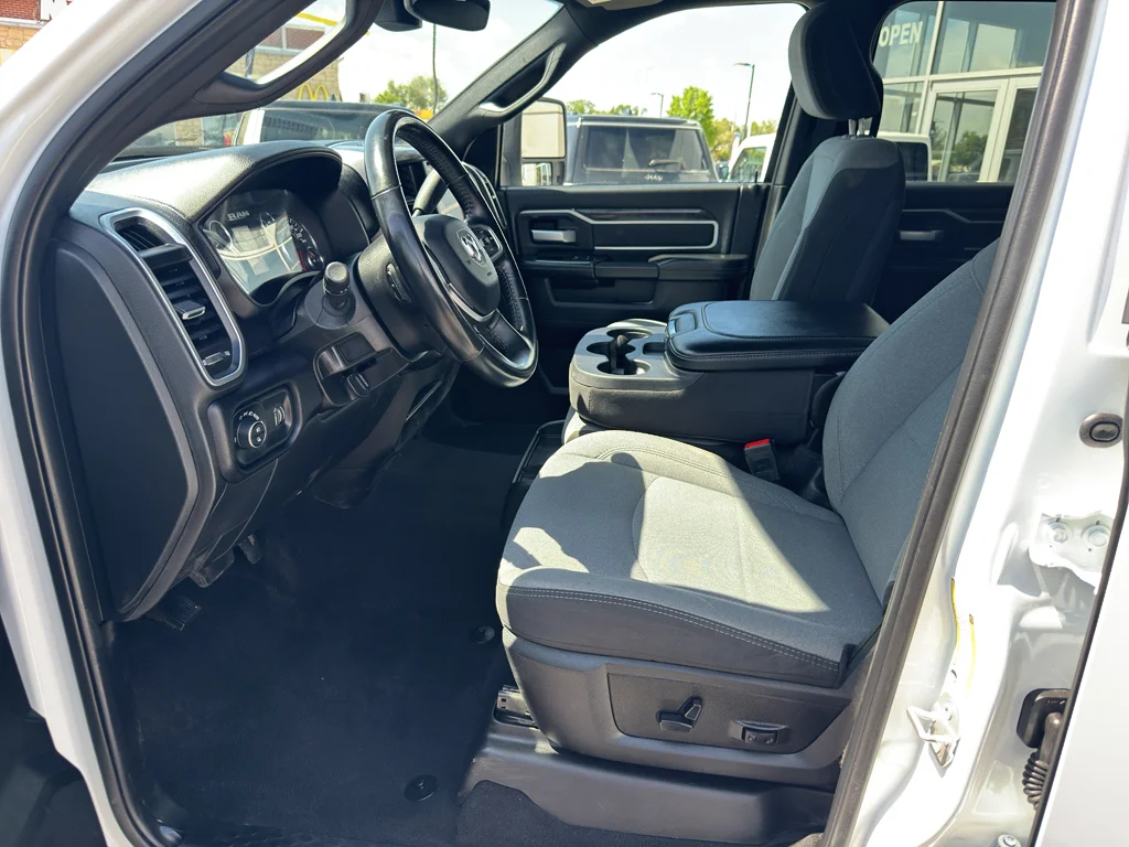Used 2024 Bright White Clearcoat Ram Big Horn image 20