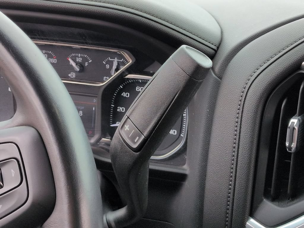 Used 2022 Onyx Black GMC SLT image 17