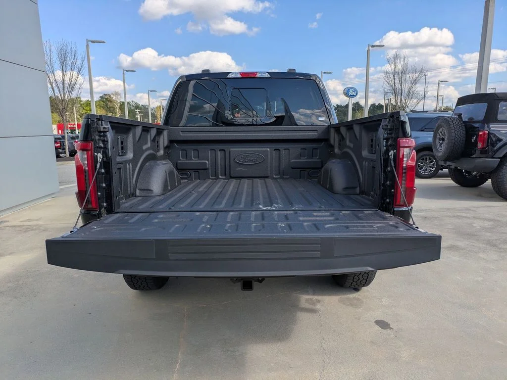 New 2026 Agate Black Metallic Ford XLT image 12