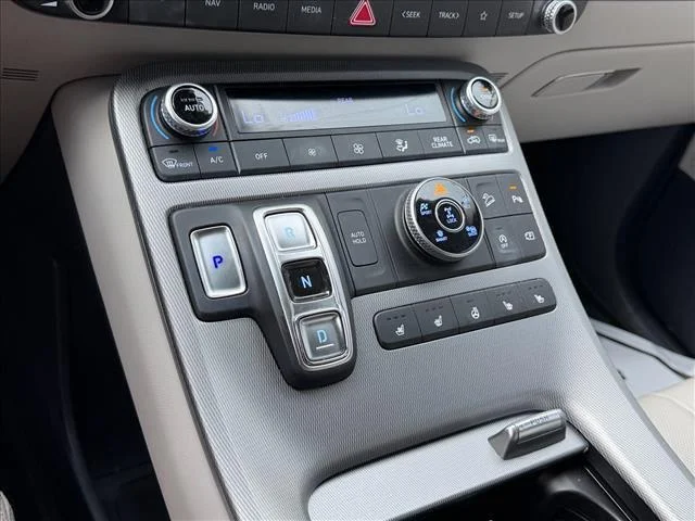 Used 2023 Hyper White Hyundai Limited image 19