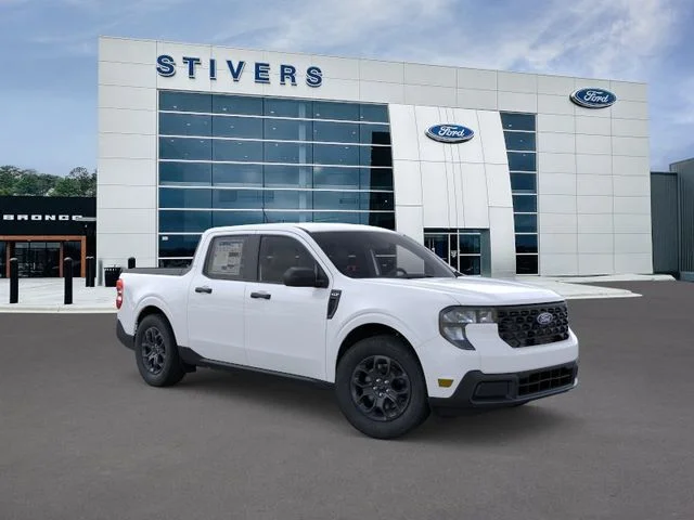 New 2026 White Ford XLT image 1