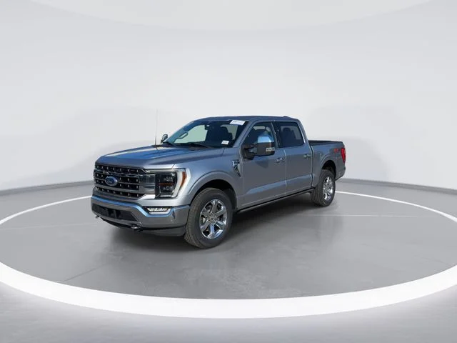 Used 2021 Silver Ford Lariat image 3