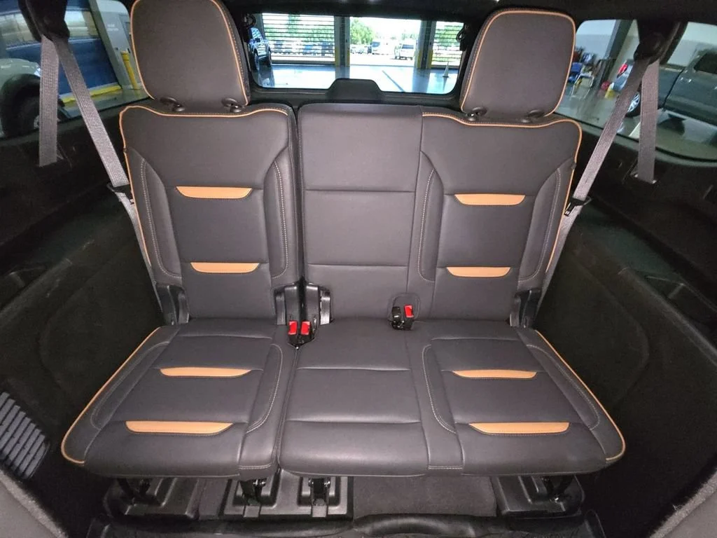 2023 GMC Yukon XL AT4 - Photo 16