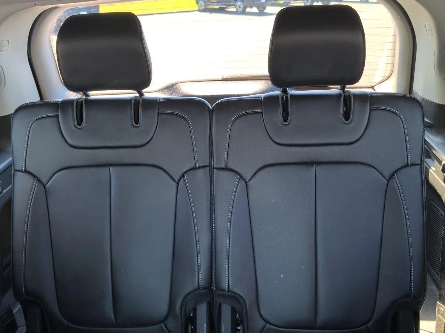 Used 2021 Silver Jeep Limited image 26