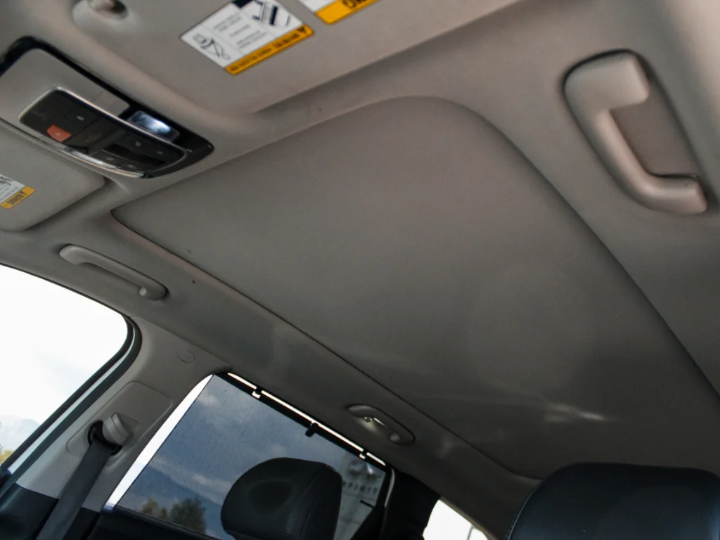 Used 2023 Serenity White Pearl Hyundai SEL image 24