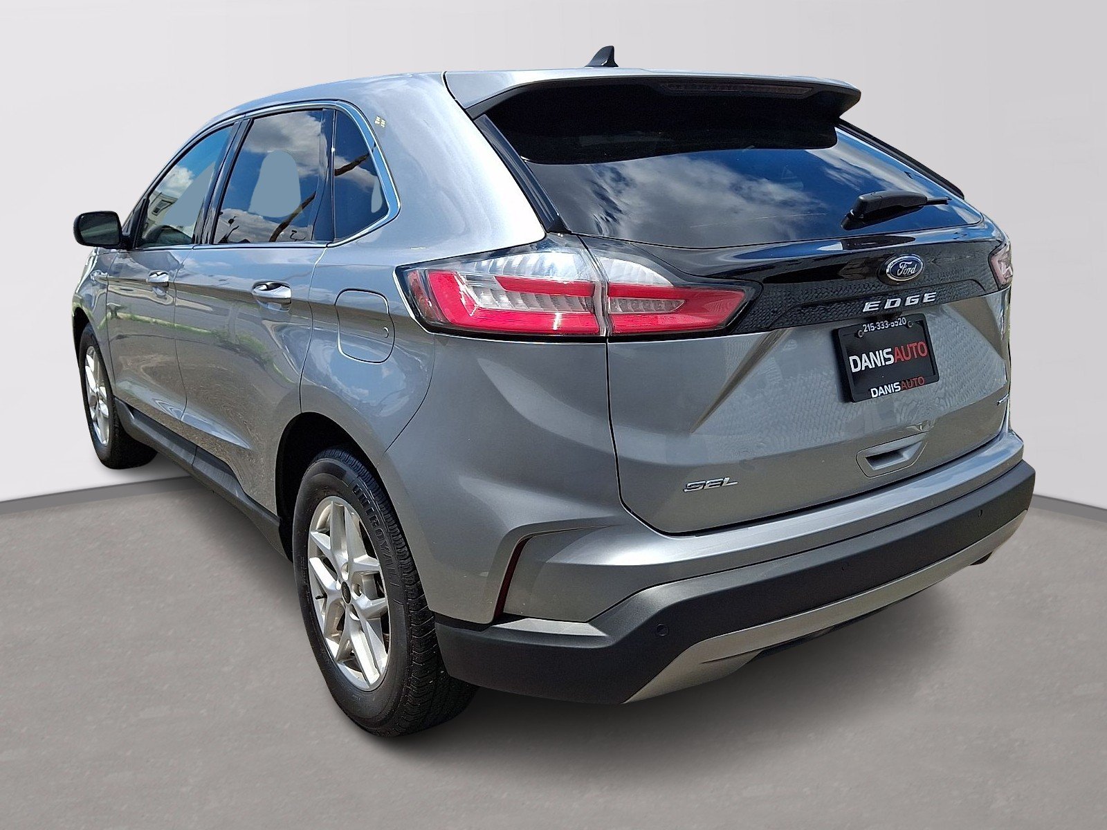 Used 2024 Iconic Silver Metallic - JS Ford SEL image 5
