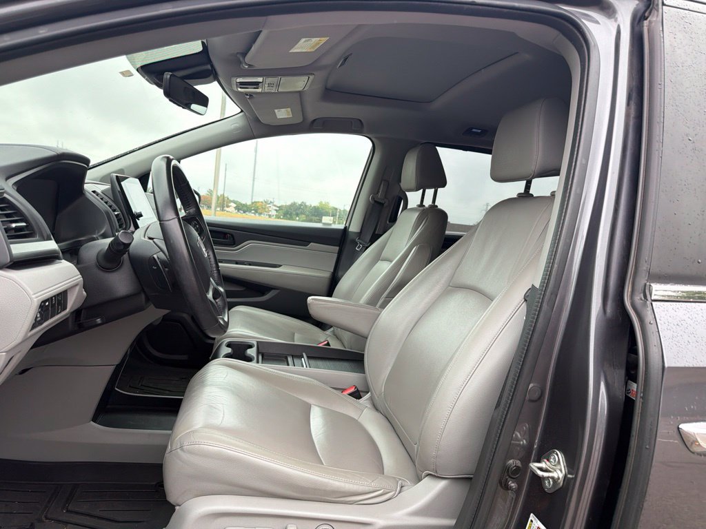 Used 2018  Honda EX-L image 13