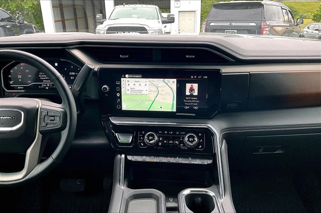 2025 GMC Sierra 3500HD Denali - Photo 13