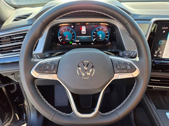 New 2026 Black Volkswagen 2.0T SE image 10
