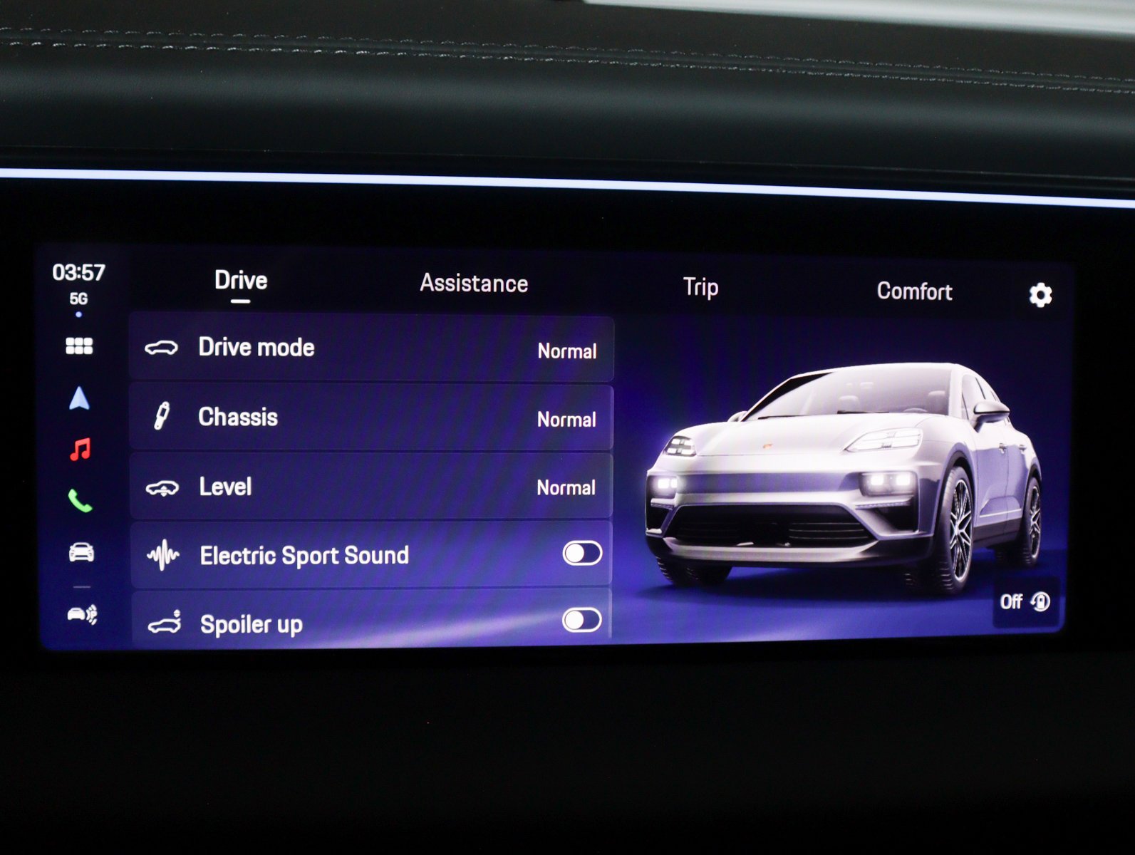 2025 Porsche Macan Turbo Electric - Photo 20