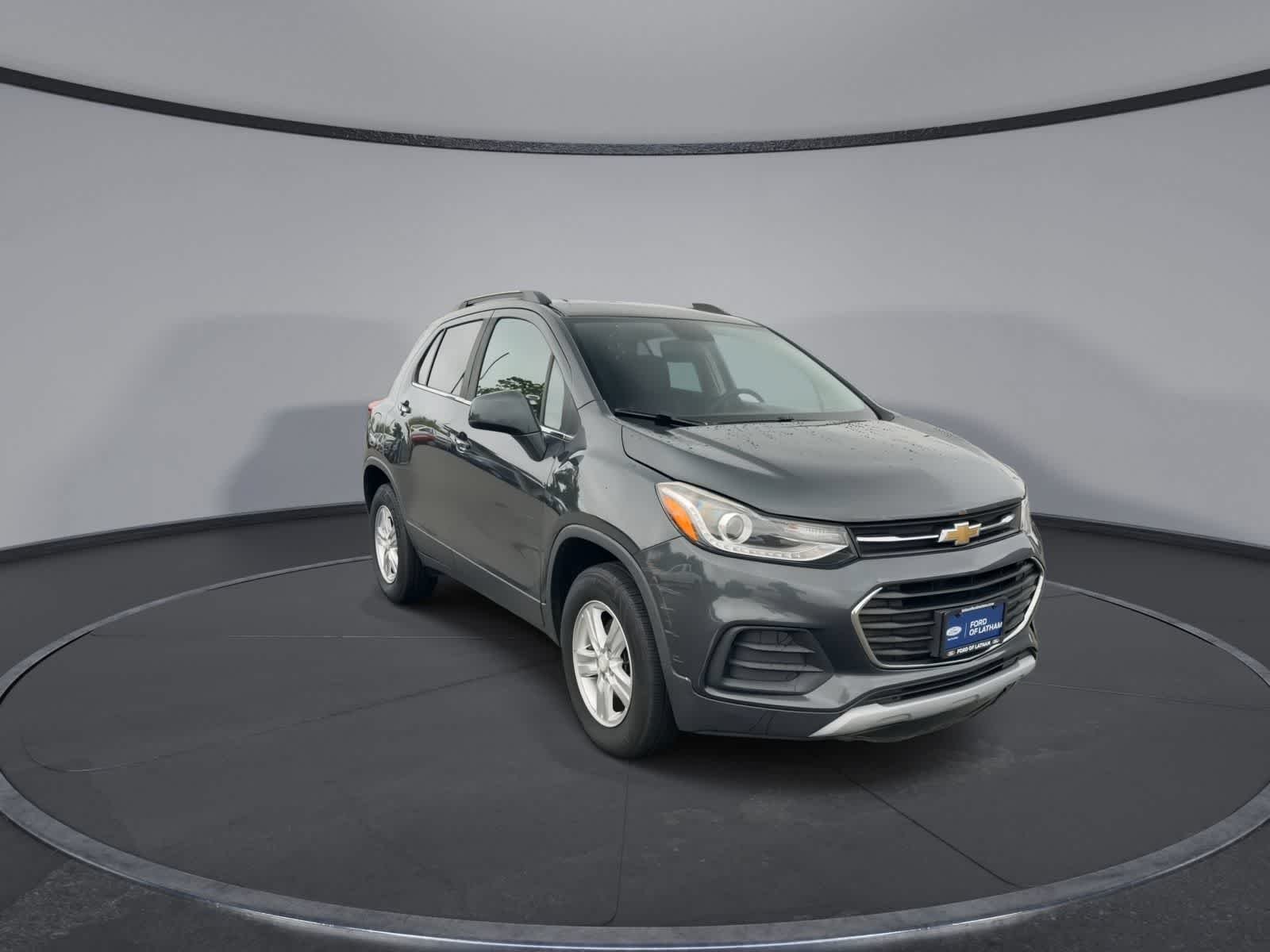 Used 2017 Chevrolet Trax LT with VIN 3GNCJPSB8HL226326 for sale in Latham, NY