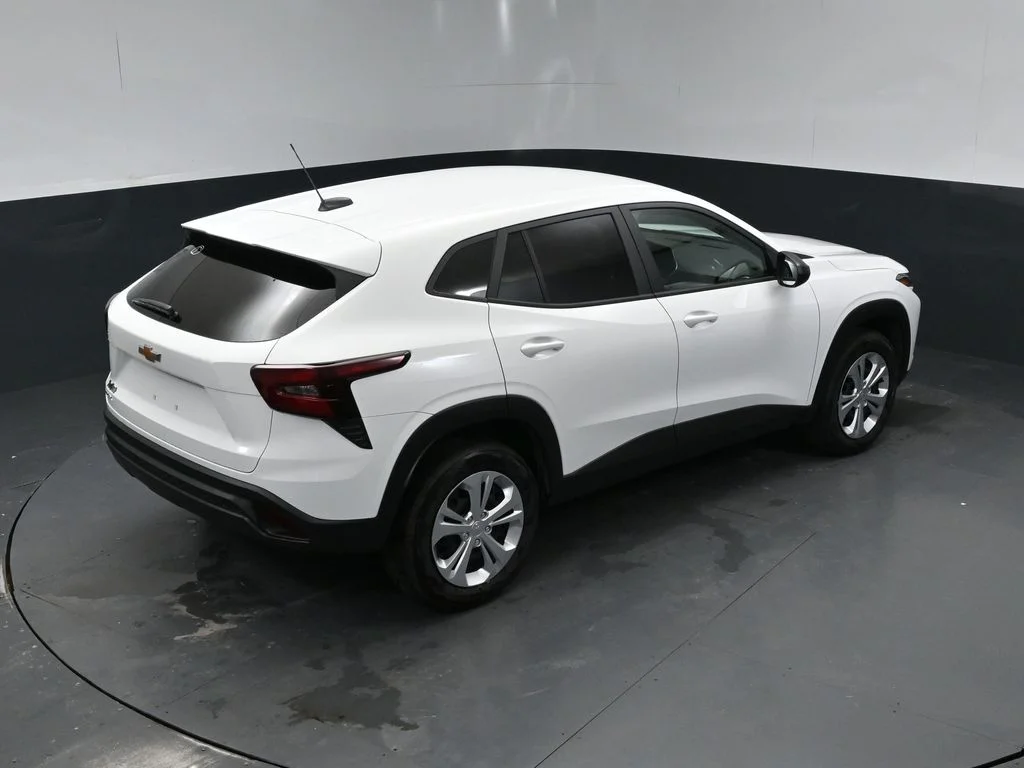 Certified Used 2026 White Chevrolet LS image 17