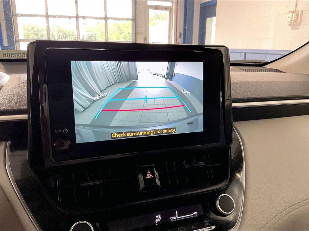 Used 2025 Celestite Toyota L image 19