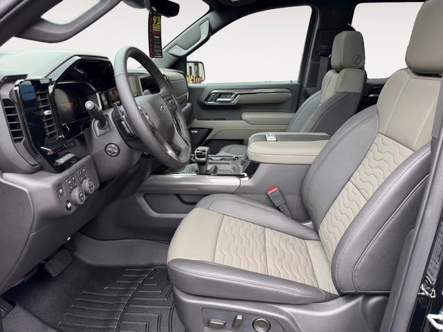 2026 Chevrolet Silverado 1500 ZR2 - Photo 9