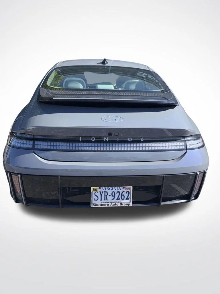 Used 2025 Blue Hyundai SEL image 5