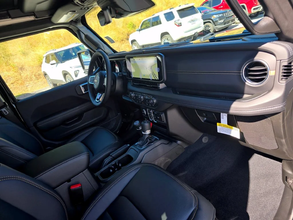 New 2027 Black Jeep Sahara image 28