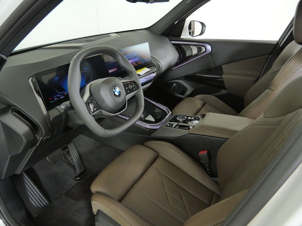 New 2026 Alpine White BMW 30 xDrive image 33