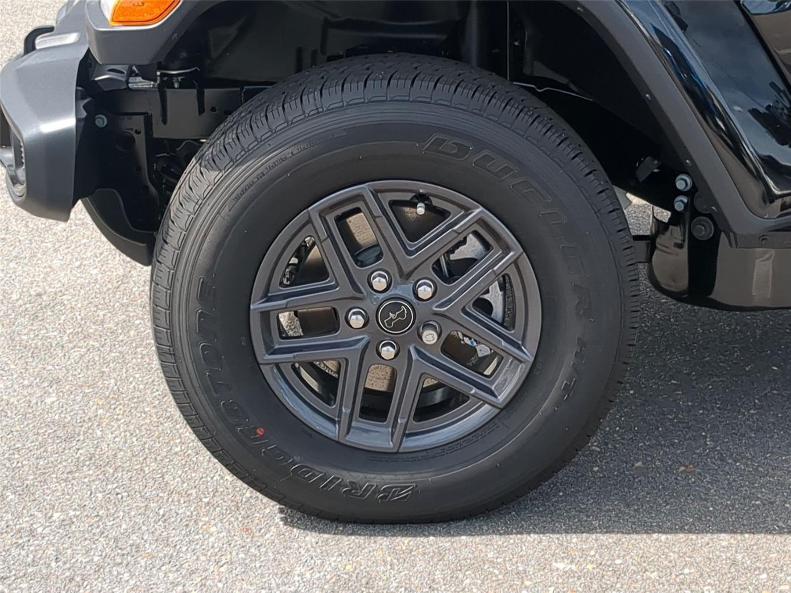New 2026 Black Clear-Coat Exterior Paint Jeep Sport S image 10