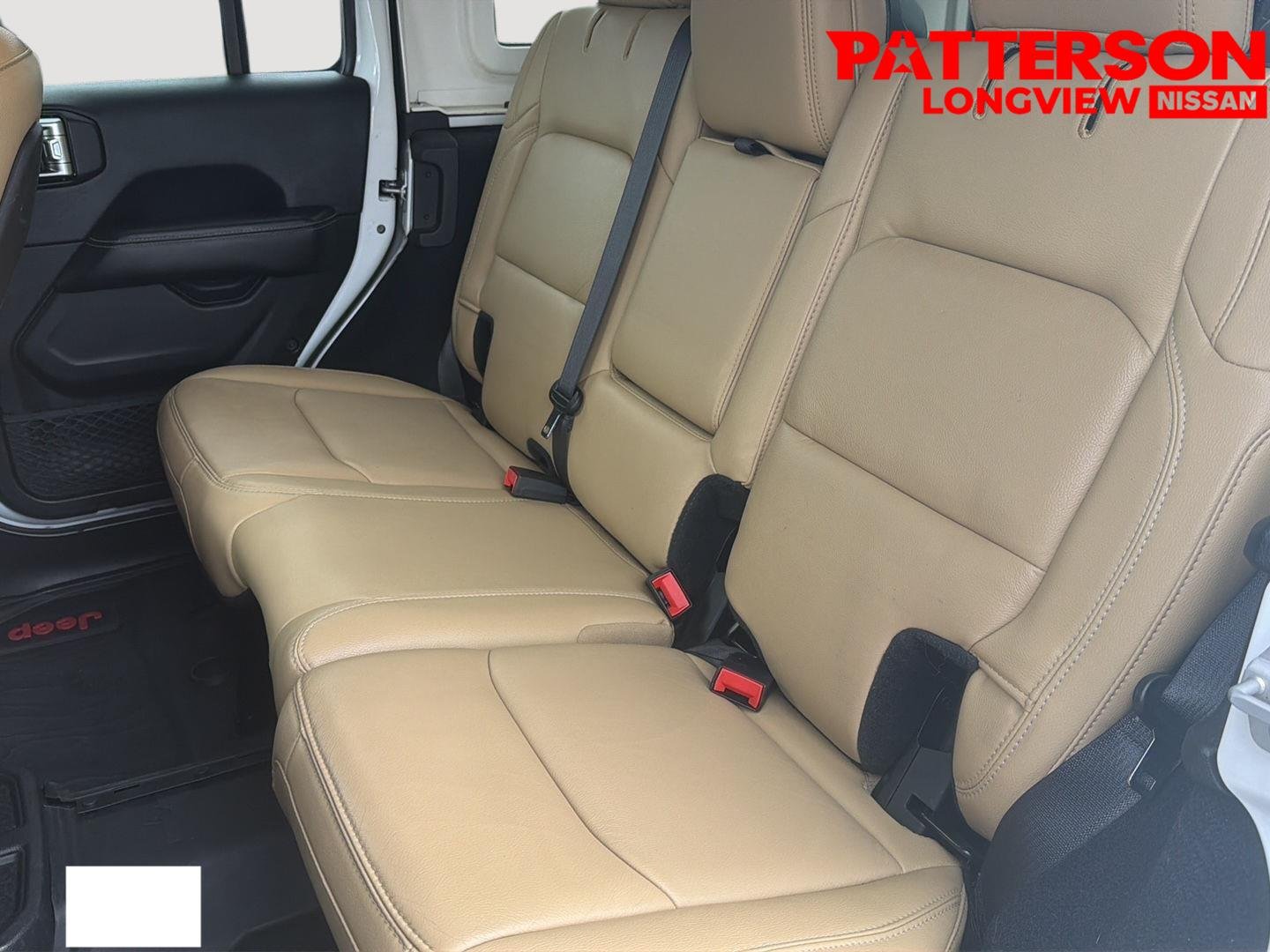 Used 2019 Bright White Clearcoat Jeep Rubicon image 19