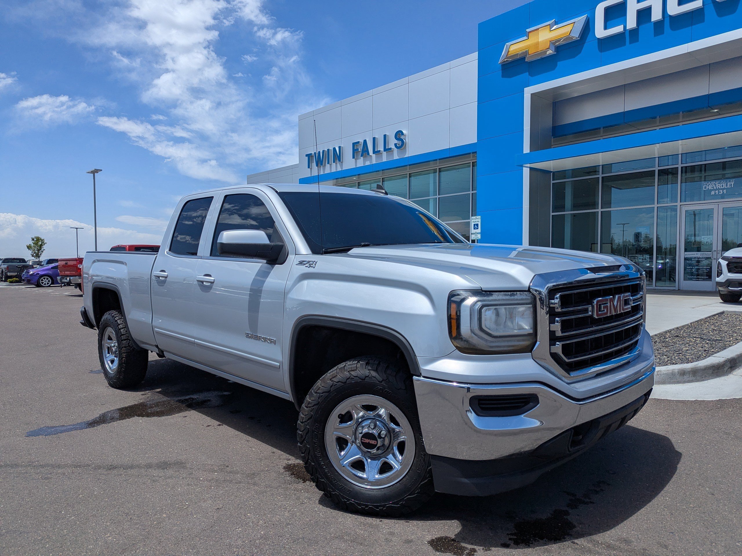 2017 GMC Sierra 4WD Double Cab Standard Box SLE's photo