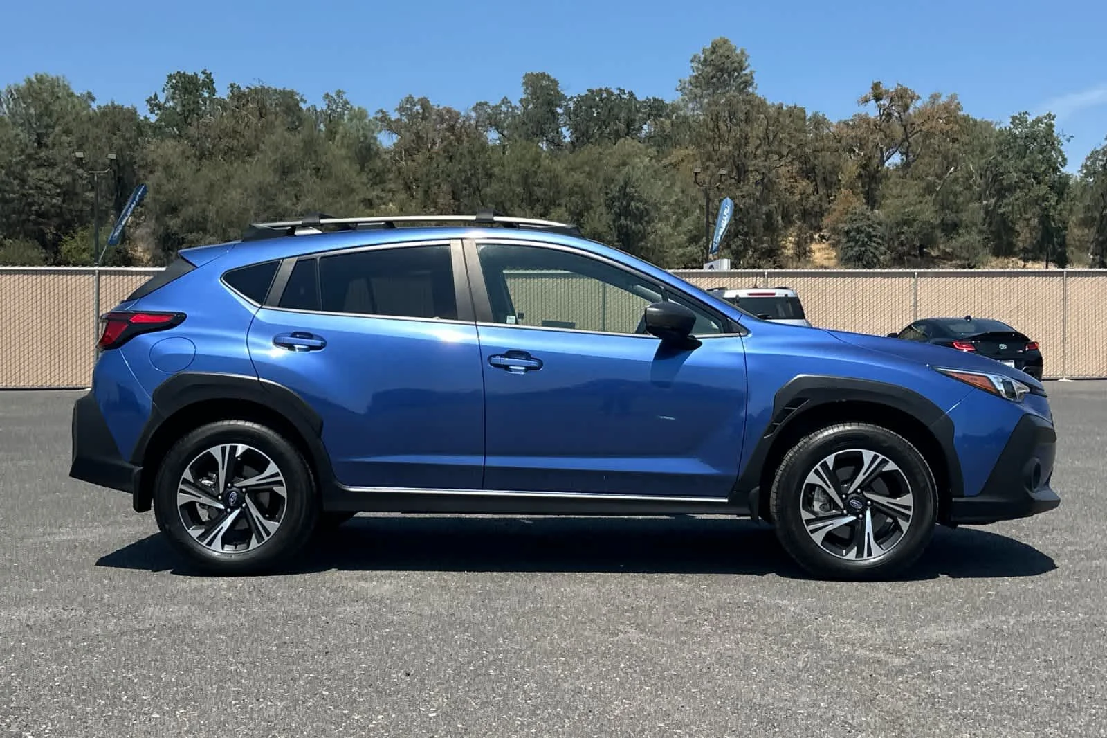 Certified Used 2025 Daybreak Blue Pearl Subaru Premium image 2