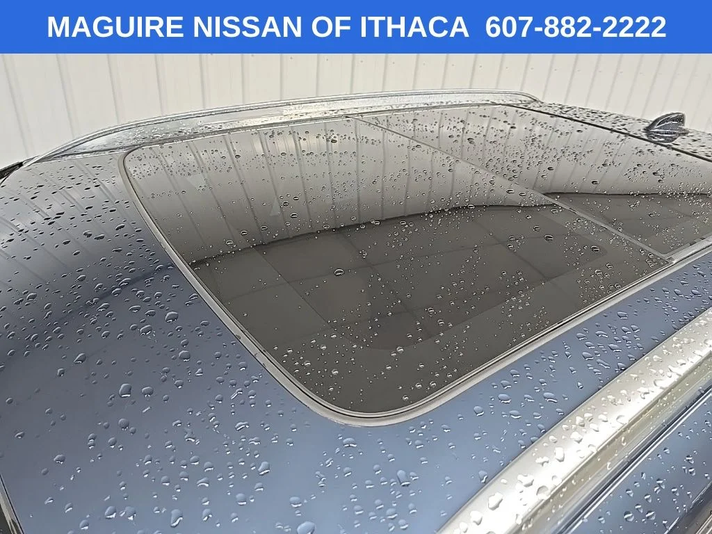 Used 2021 Blue Volvo T5 Inscription image 11