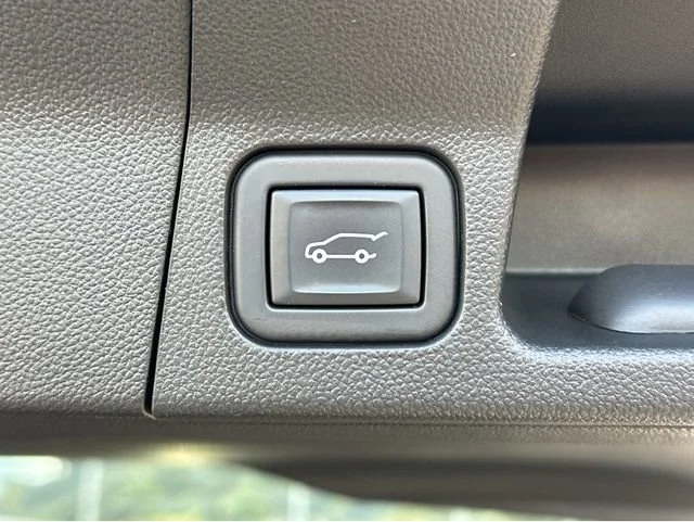 2023 GMC Acadia Denali - Photo 32
