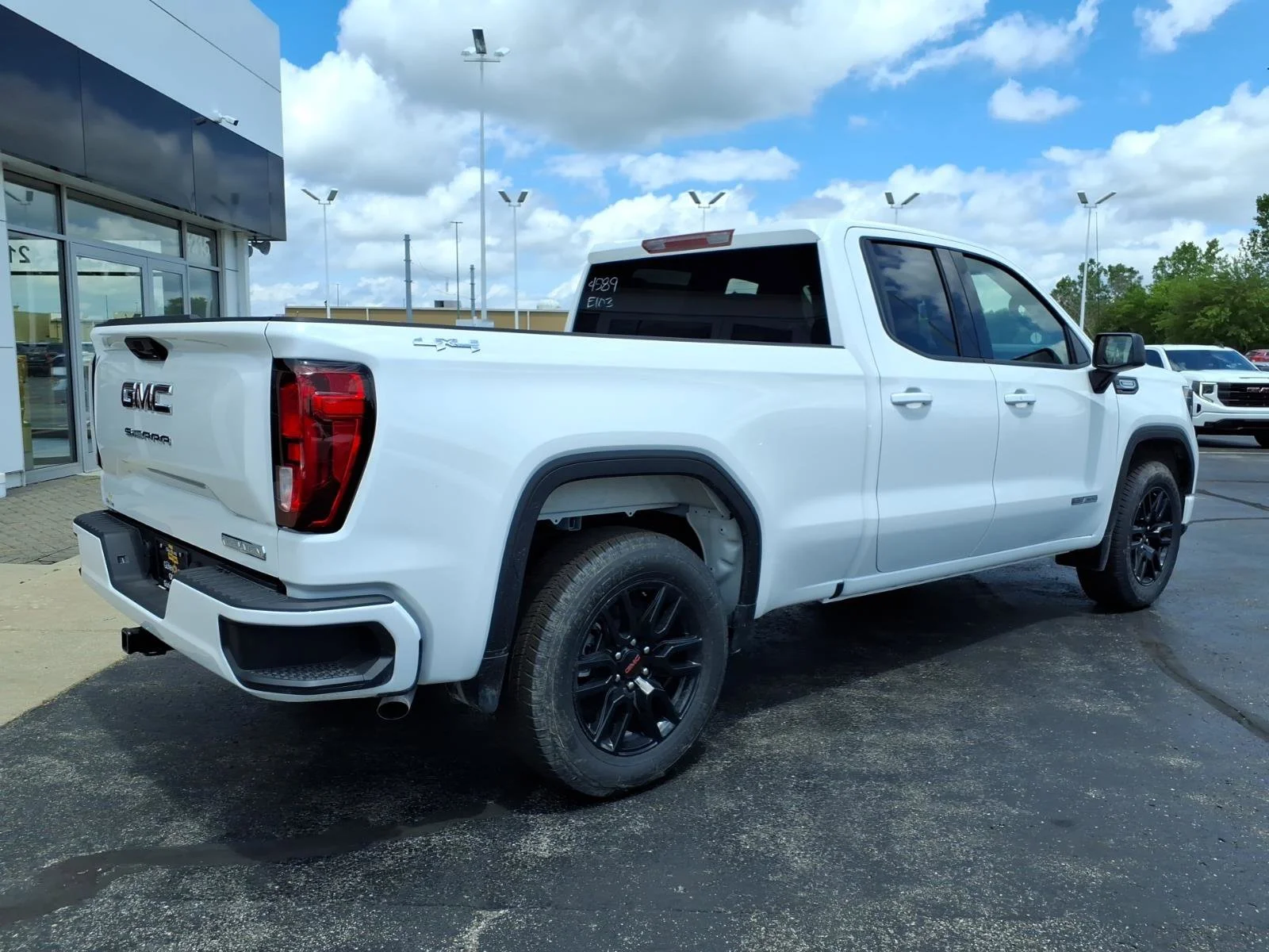 2026 GMC Sierra 1500 Elevation - Photo 9