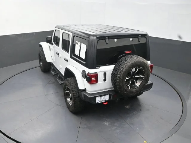 Used 2022 White Jeep Unlimited Rubicon image 16