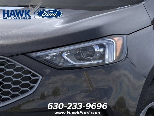 New 2024 Agate Black Metallic Ford SE image 18
