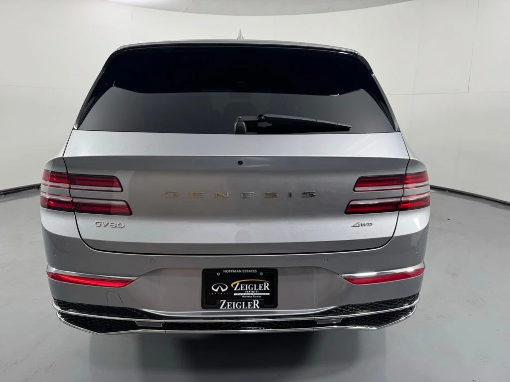 Used 2025 Silver Genesis 2.5T image 6