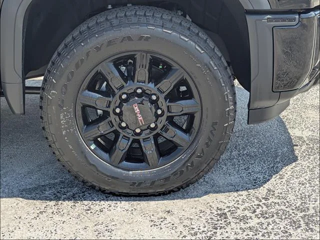 2026 GMC Sierra 2500HD AT4 - Photo 12