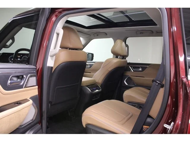 New 2025 COULIS RED INFINITI Sensory 4WD image 46