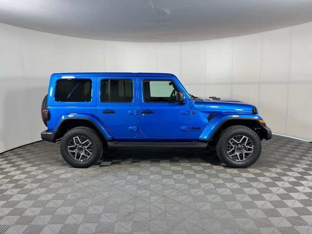 New 2026 Hydro Blue Pearl-Coat Exterior Paint Jeep Sahara image 4