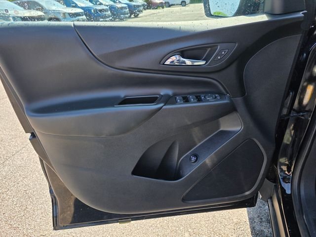 Used 2022 Black Metallic Chevrolet LT image 24