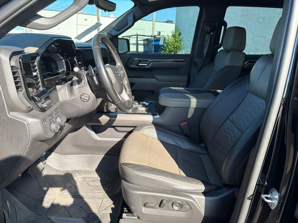 Used 2023 Black Chevrolet ZR2 image 20