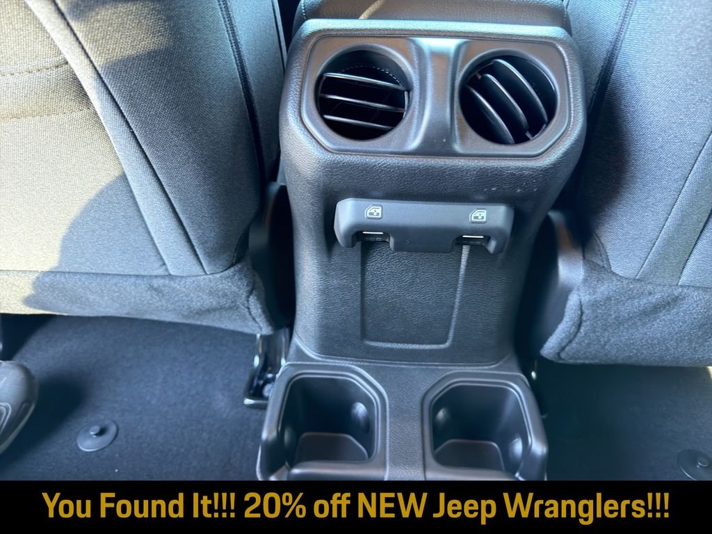 New 2026 Hydro Blue Pearl-Coat Exterior Paint Jeep Sport S image 23