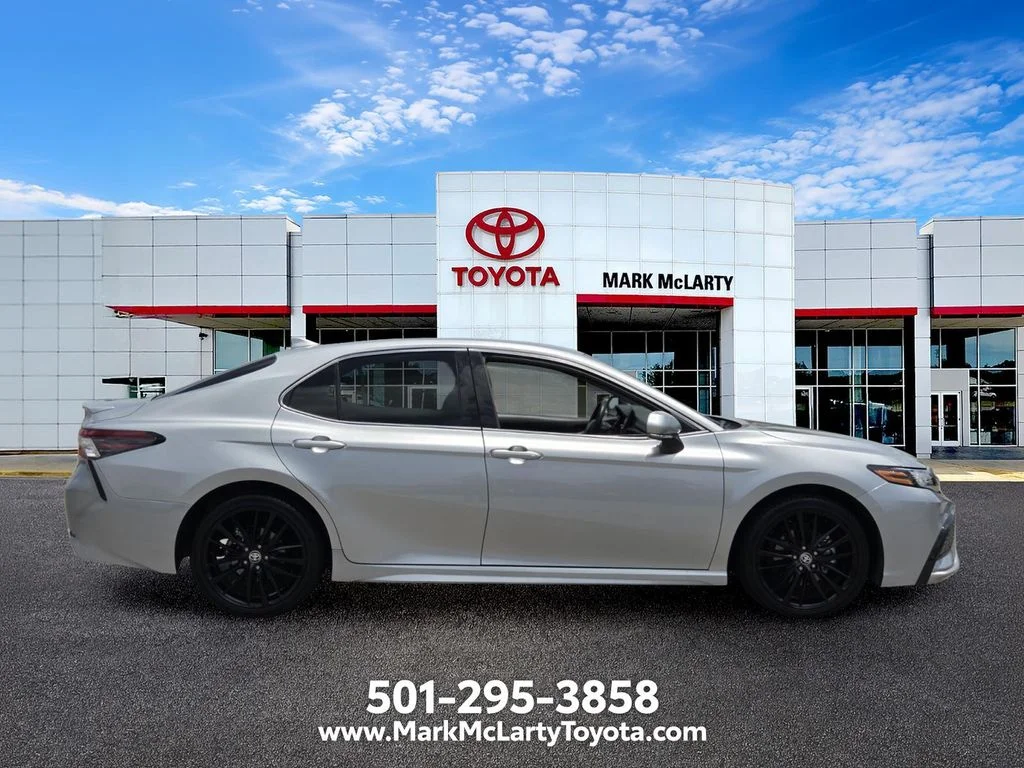 2024 Toyota Camry XSE - Photo 6