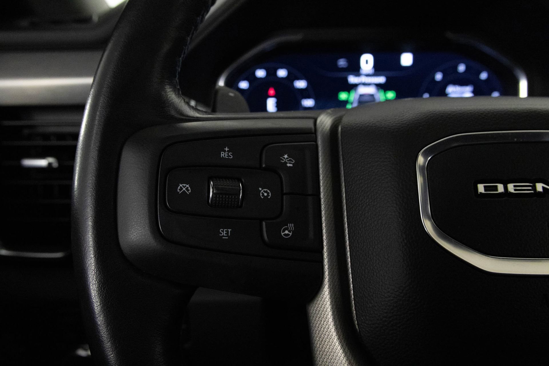 2022 GMC SIERRA - Image 26