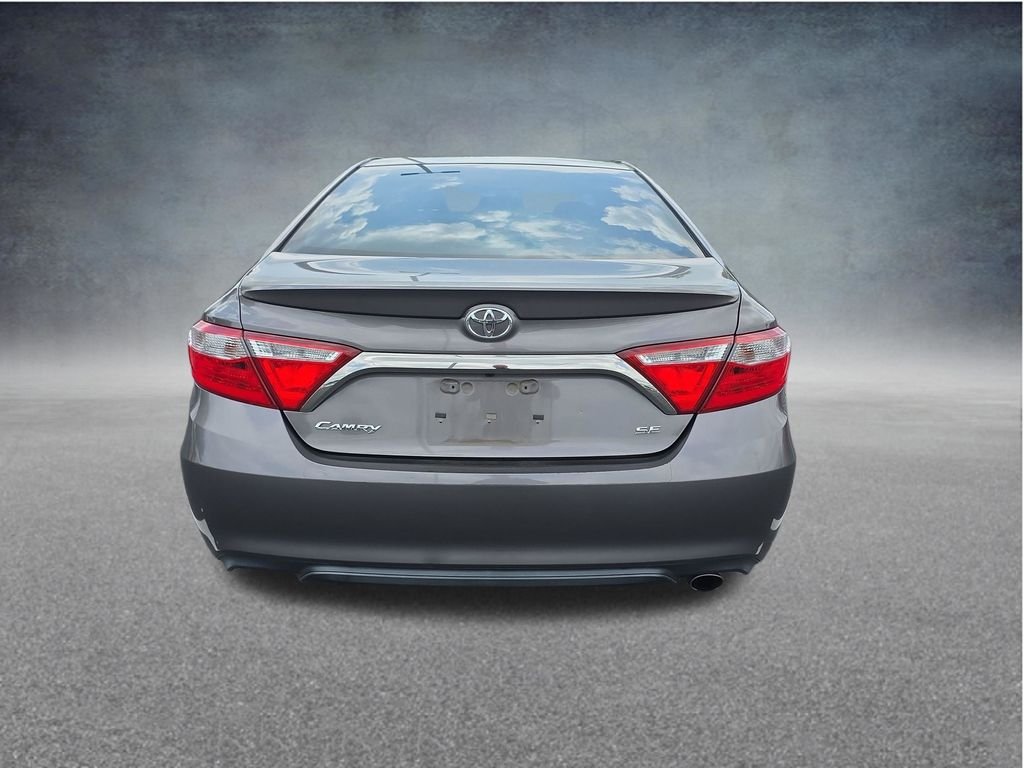 Used 2015 Gray Toyota SE image 8