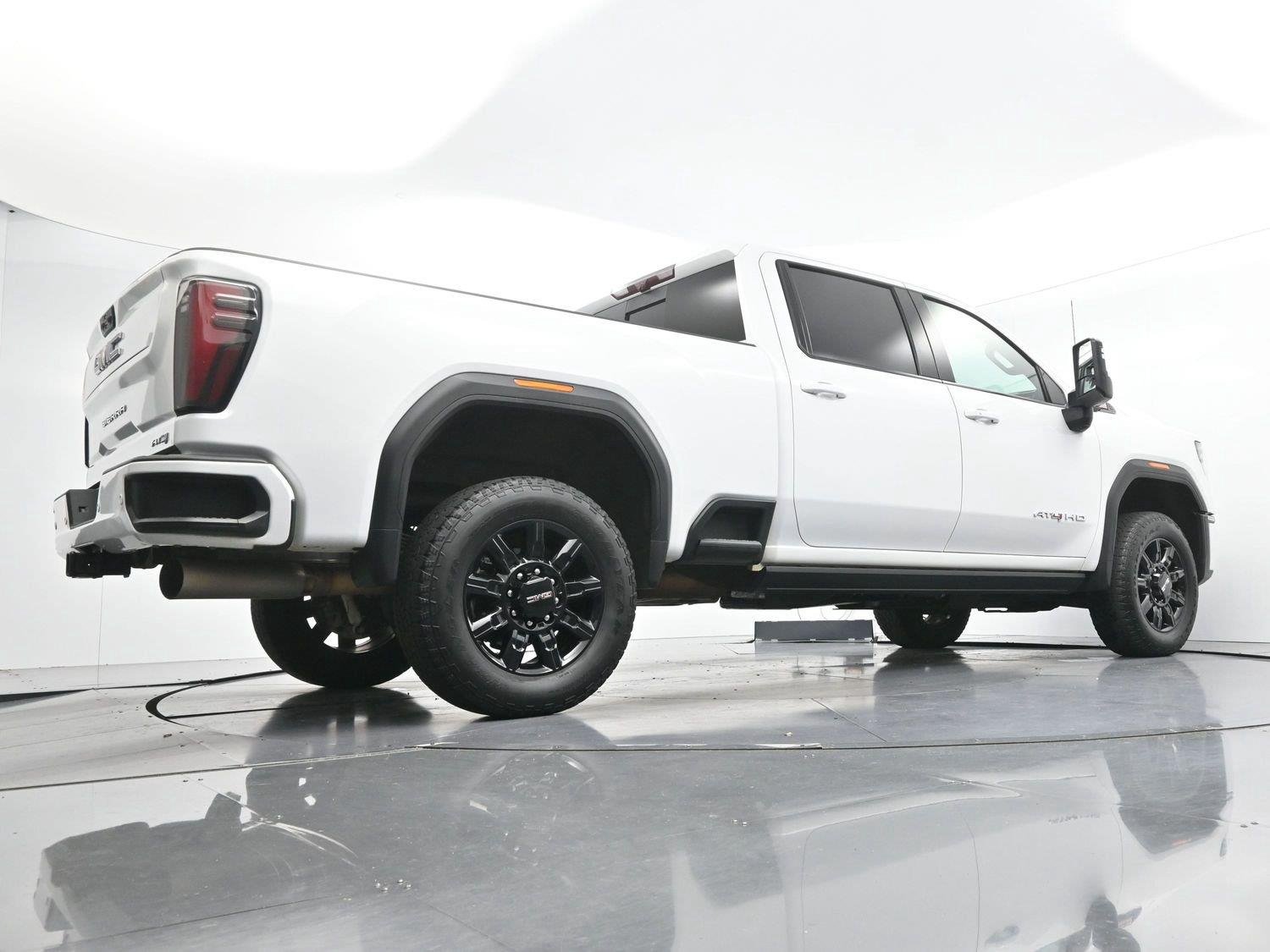 Used 2024 Summit White GMC AT4 image 55