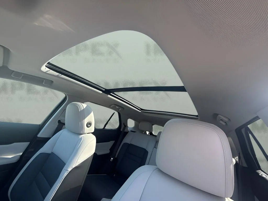Used 2025 Gray Honda Touring image 6