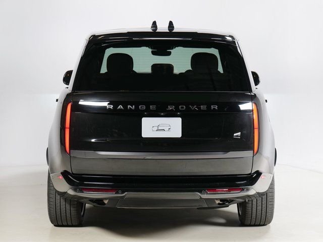 Certified Used 2026 Santorini Black Metallic Land Rover SE image 7