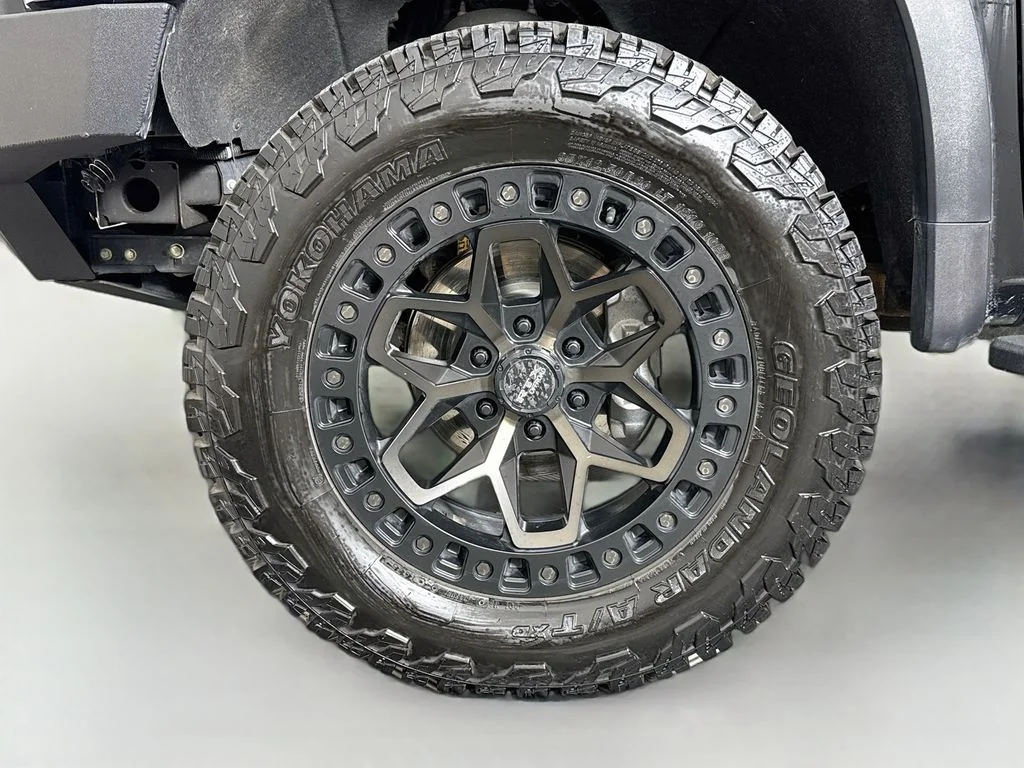 Used 2025 Black Chevrolet ZR2 image 32