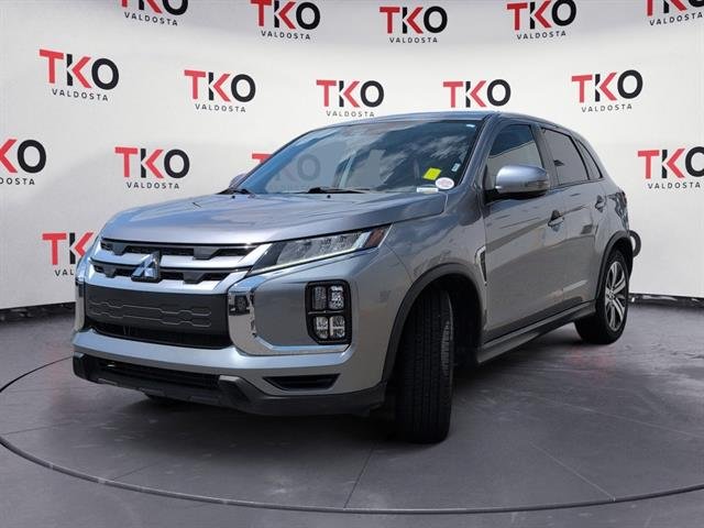 Used 2024 Mercury Gray Metallic Mitsubishi S image 11