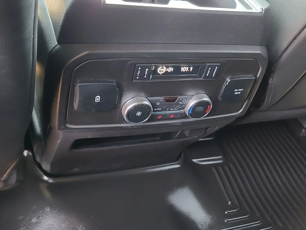 Used 2018 Gray Ford Limited image 21