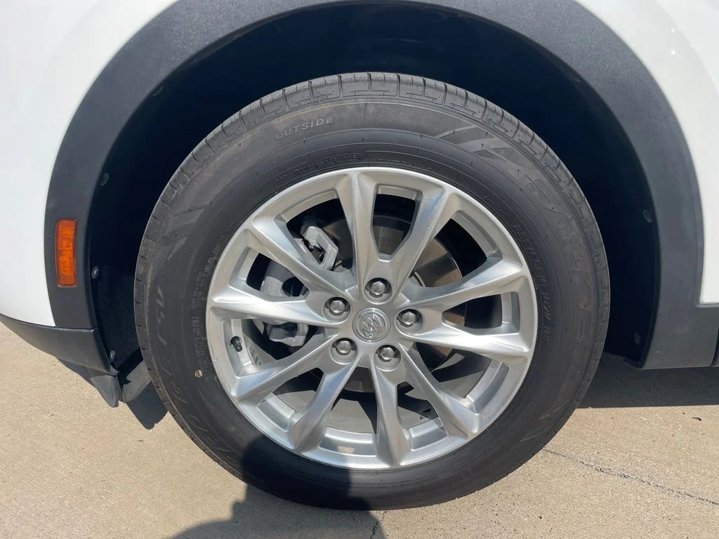 Used 2021 White Buick Preferred image 27